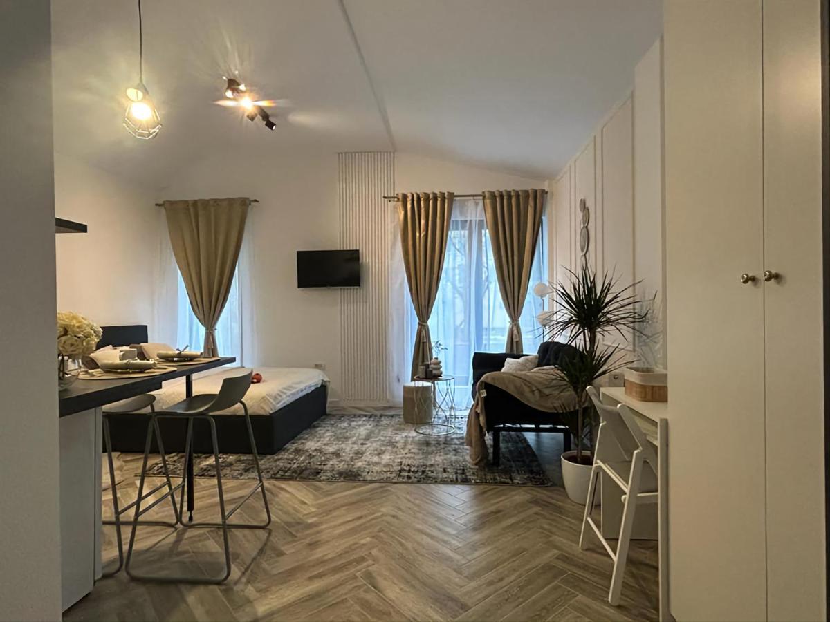 Ferienwohnung Luxury Mansion Bukarest Exterior foto
