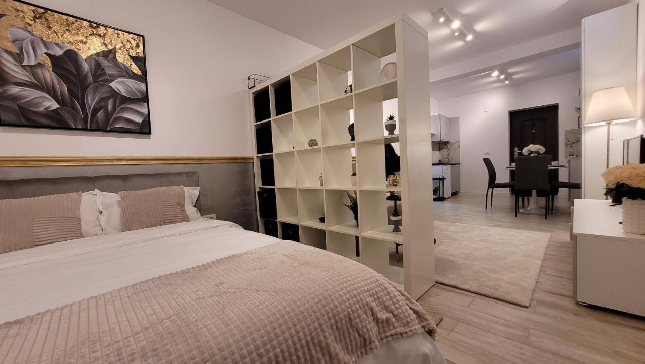 Ferienwohnung Luxury Mansion Bukarest Exterior foto